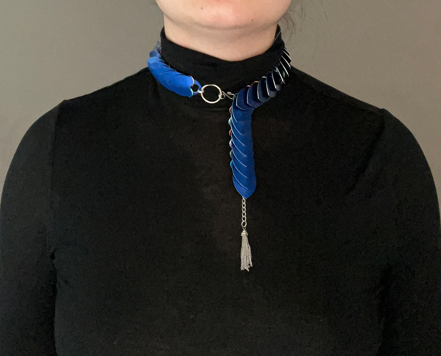 Adjustable Scale Choker